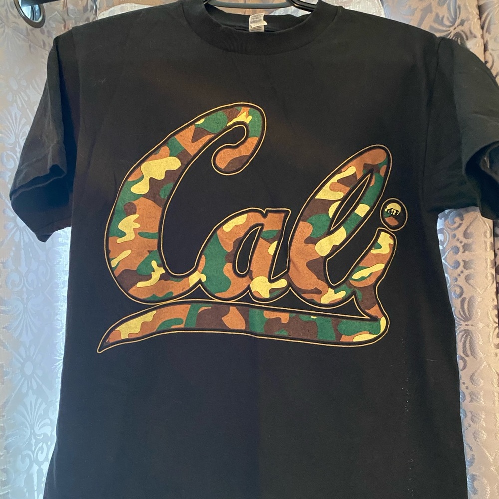 CALI camouflage t-shirt